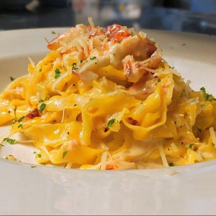 dining-img